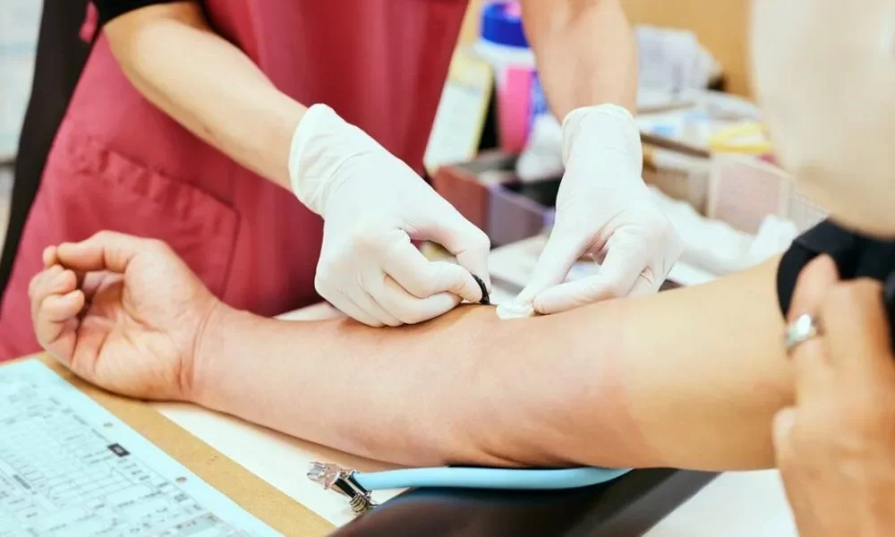 India's Outdated Blood Donation Policies Exclude LGBTQ+ Donors Despite Urgent Need