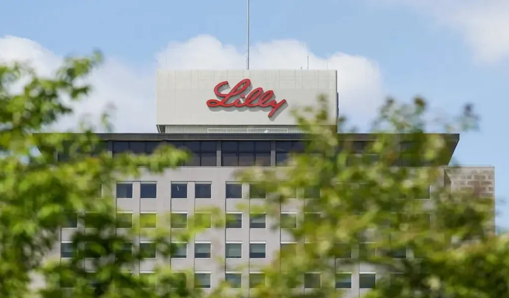 Eli Lilly's Weight Loss Drug Helps People Lose Up To 52 Pounds Is FDA Approved