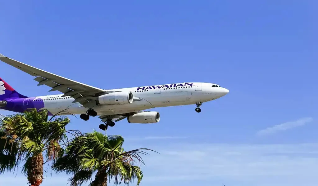 Hawaiian Airlines Flight To Hawaii From California Today Is $100