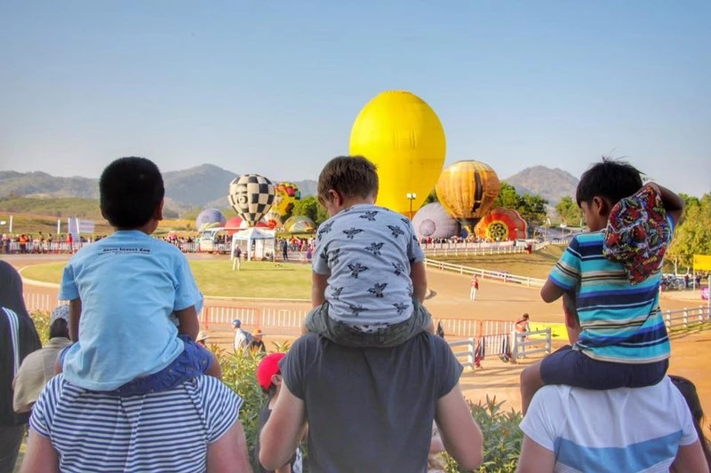 Western Families Settling Down in Chiang Rai 