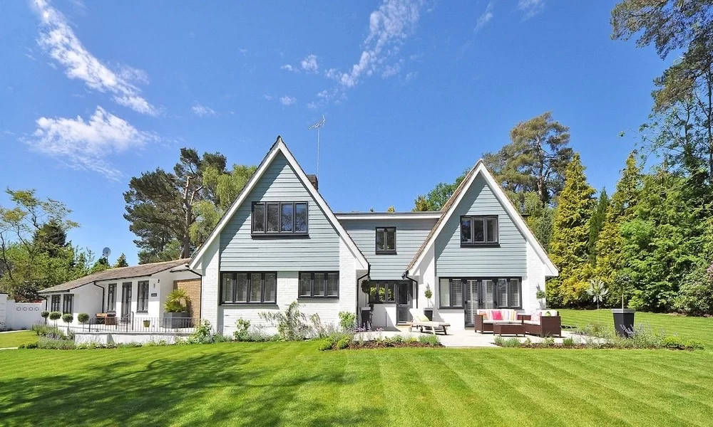 Enhance Your Home's Exterior: Staging Tips to Attract Buyers