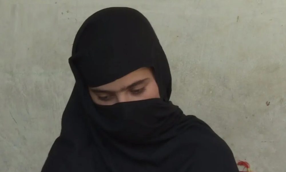 https://bnn.network/breaking-news/crime/murder-in-khyber-pakhtunkhwa-viral-video-sparks-tragic-honor-killing/
