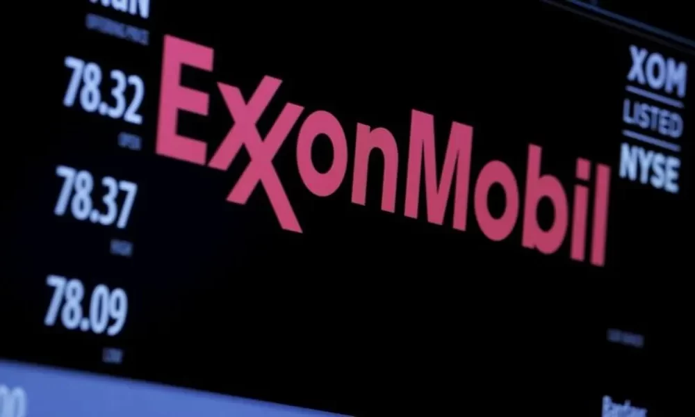 Exxon Mobil Corp's Performance And Projections Are Mixed.