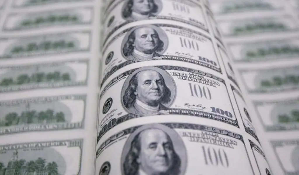 The US Dollar Is Poised For a Steep Decline Over The Next Week