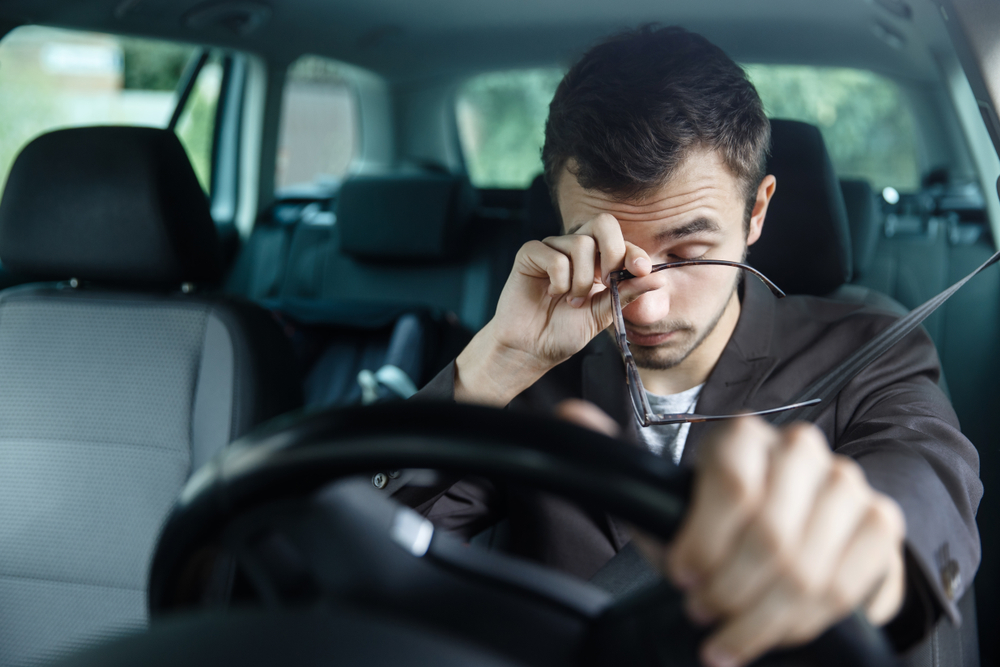 How to Keep Yourself Awake While Road Tripping in The Car