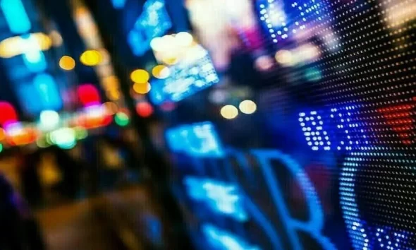 FTSE 100 Flat After Data-Packed Week; Vodafone Shines