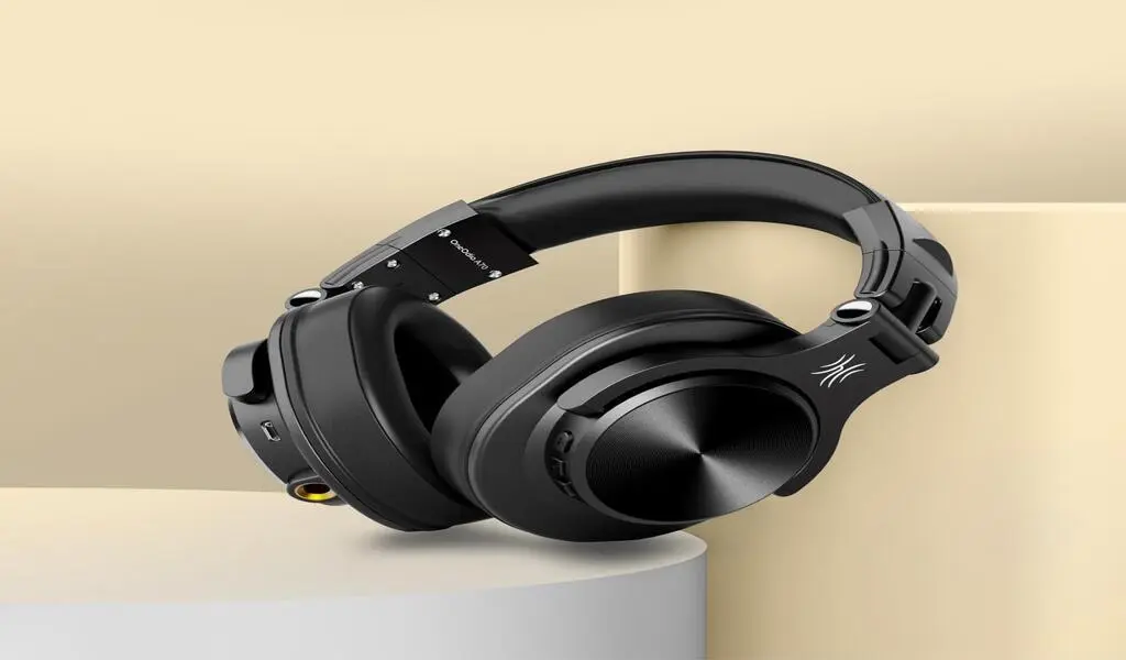Crack the Code to Immersive Audio: A Deep Dive into A70 Headphones Magic