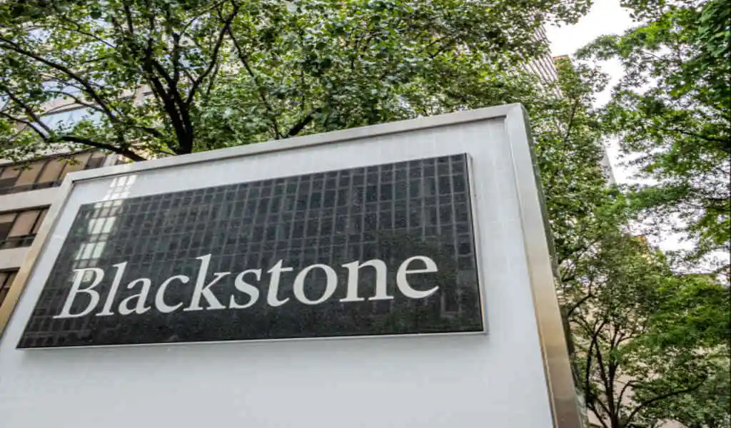 Blackstone-led JV Wins $17B Stake In Signature's CRE Portfolio