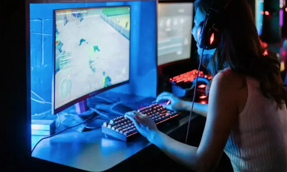 The Emergence and Appeal of Social Gaming: A New Era in Interactive Entertainment