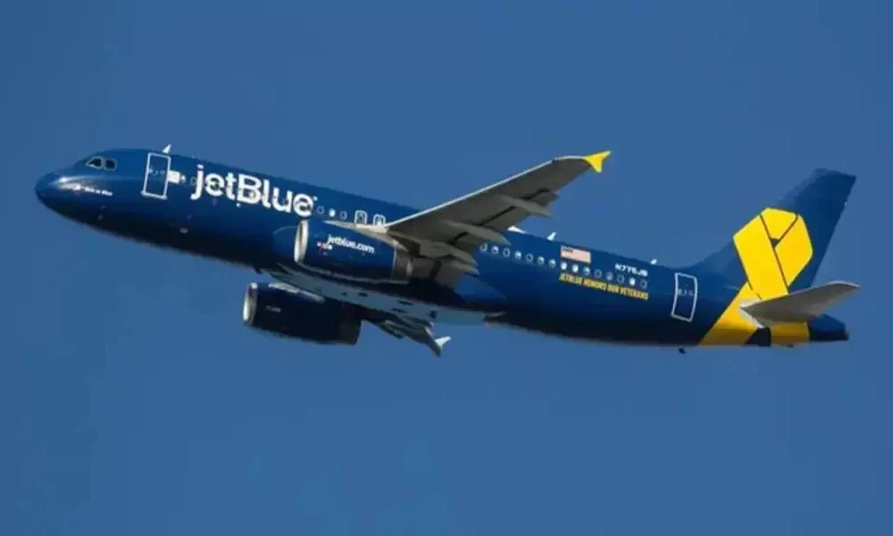 During Take-Off, JetBlue Plane Scrapes Tail To Avoid Head-On Collision