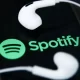 Spotify Critics Apple's 'Outrageous' 27% Commission