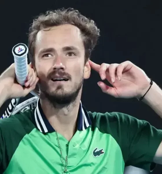 Medvedev Stuns Zverev in a Five-Set Victory at The Australian Open