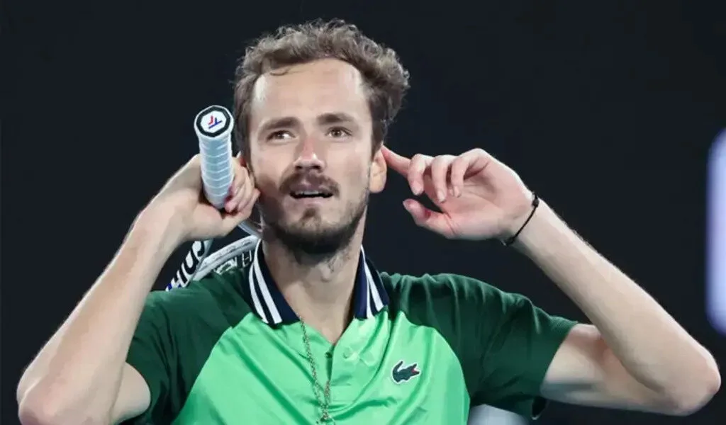 Medvedev Stuns Zverev in a Five-Set Victory at The Australian Open