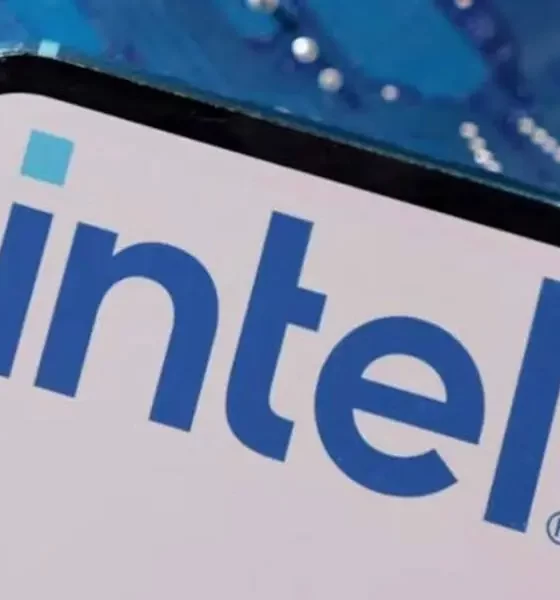Intel's Stock Dives Due To Bleak Forecasts And Weak Demand For PC Chips