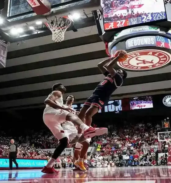 The No. 8 Auburn Basketball Team Lost To Alabama 79-75
