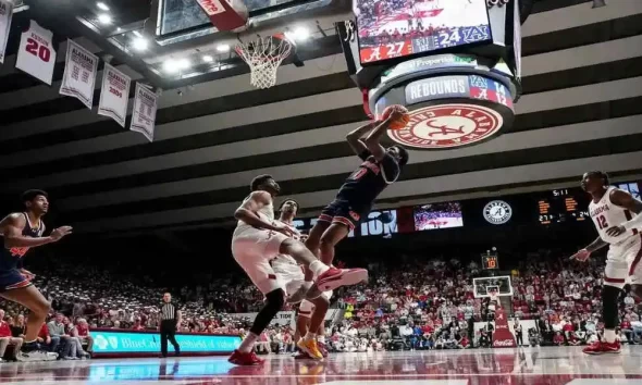 The No. 8 Auburn Basketball Team Lost To Alabama 79-75