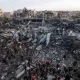 In Gaza's Khan Yunis, a UN Shelter Was Shelled, Sparking Fighting