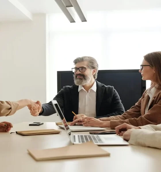 LMS Integration: Streamlining Learning and HR Processes