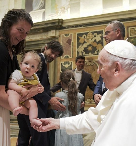 Pope Francis Calling for a Worldwide Ban on Surrogacy Sparks Anger