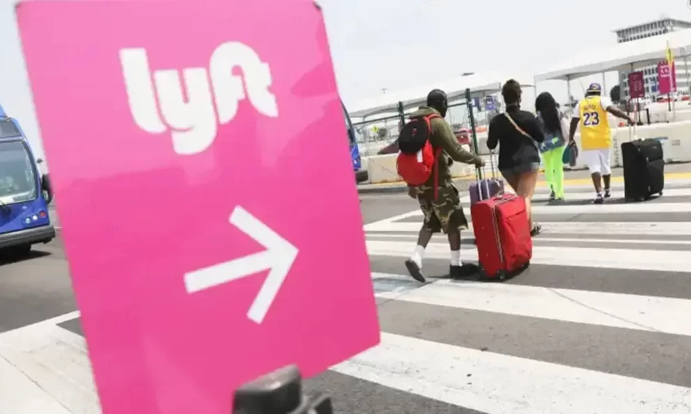Shares Of Lyft Pull Back After CFO Fixes Major Earnings Release Error