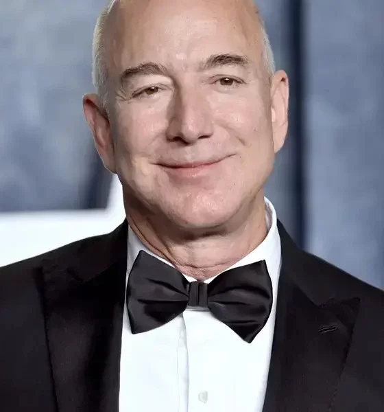 Jeff Bezos Sold Amazon Stock This Week For €3.7 Billion. What Did He Do?