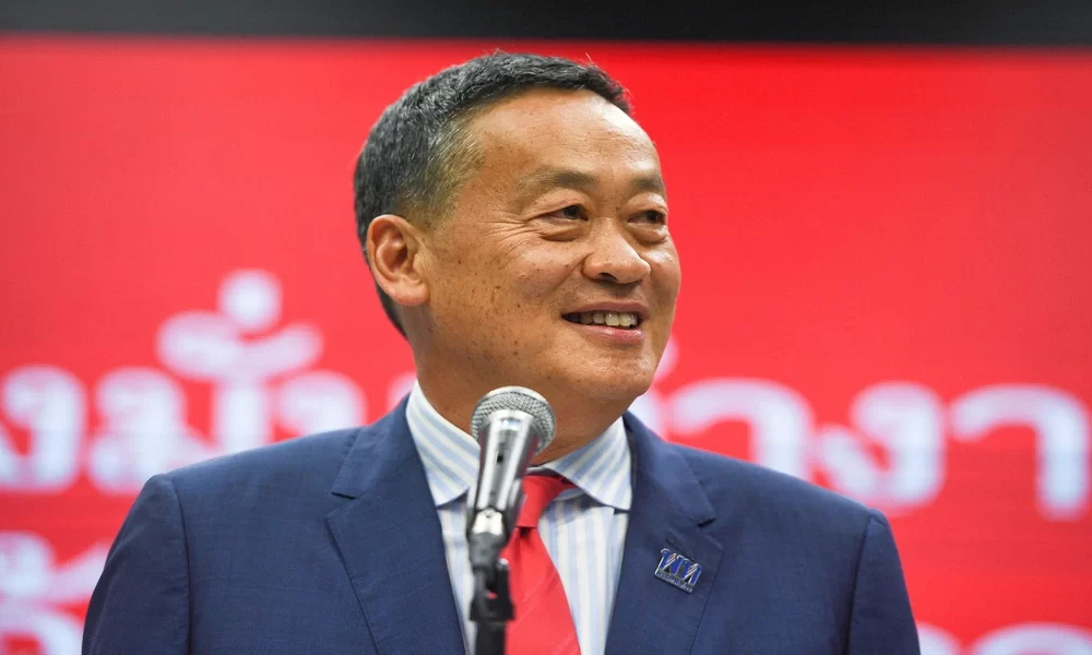 Thai PM Addresses Key Issues in Bangkok Taxi Fares, Illegal Tour Guides, and PM 2.5 Pollution
