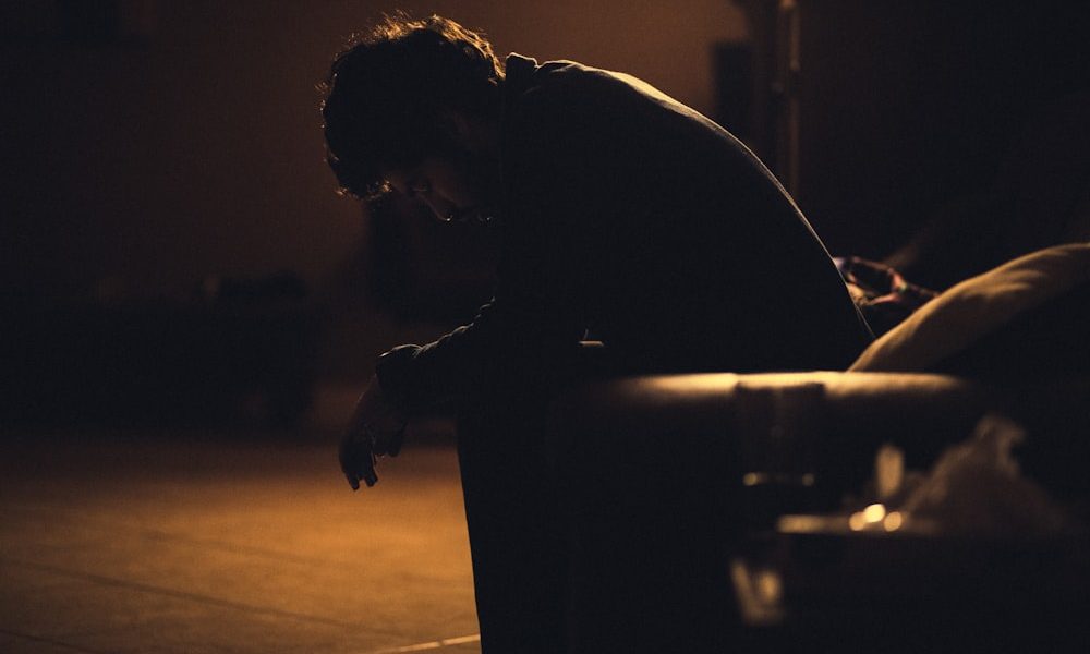 How to overcome from depression through psychotherapy