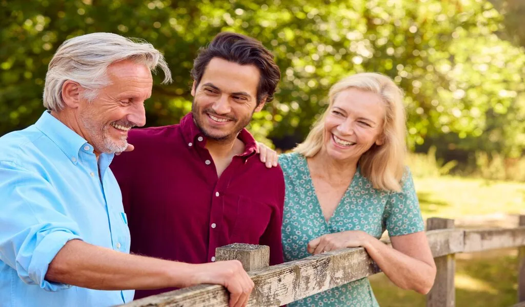 3 Ways to Save Money on Visitors & Super Visa Insurance