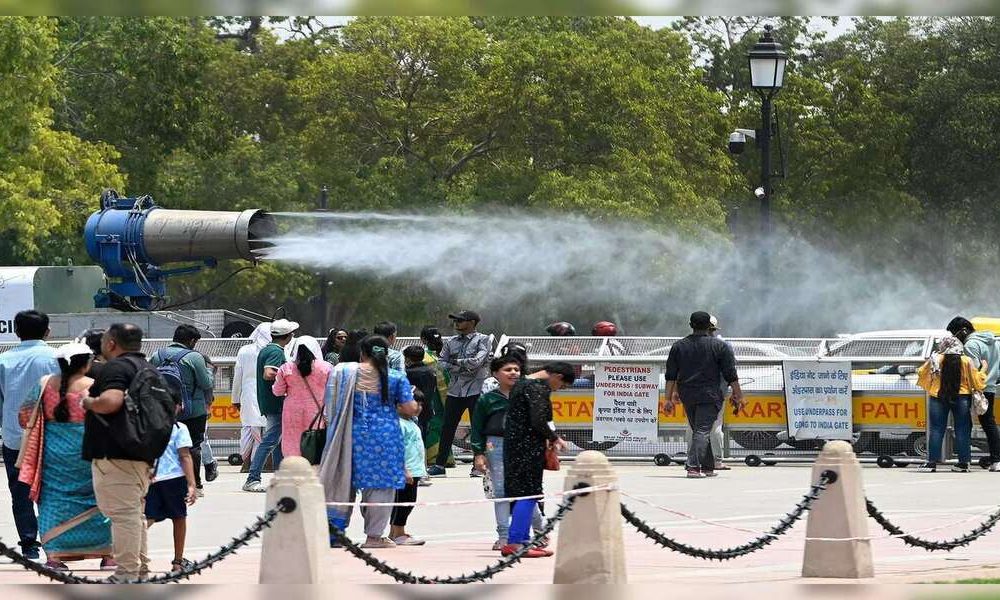 Delhi Weather Stations Hit Nearly 50°C as heatwave Sweeps North India