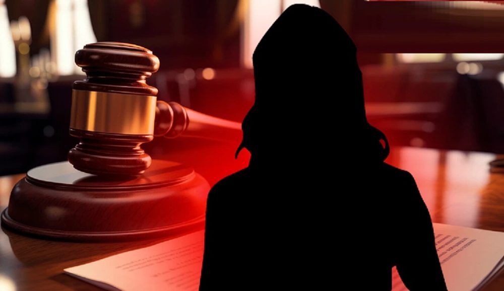 A policewoman from a Bangkok station was sentenced to 125 years in prison
