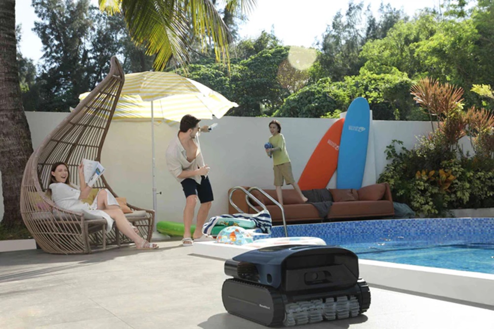 Robotic Pool Cleaners, pools