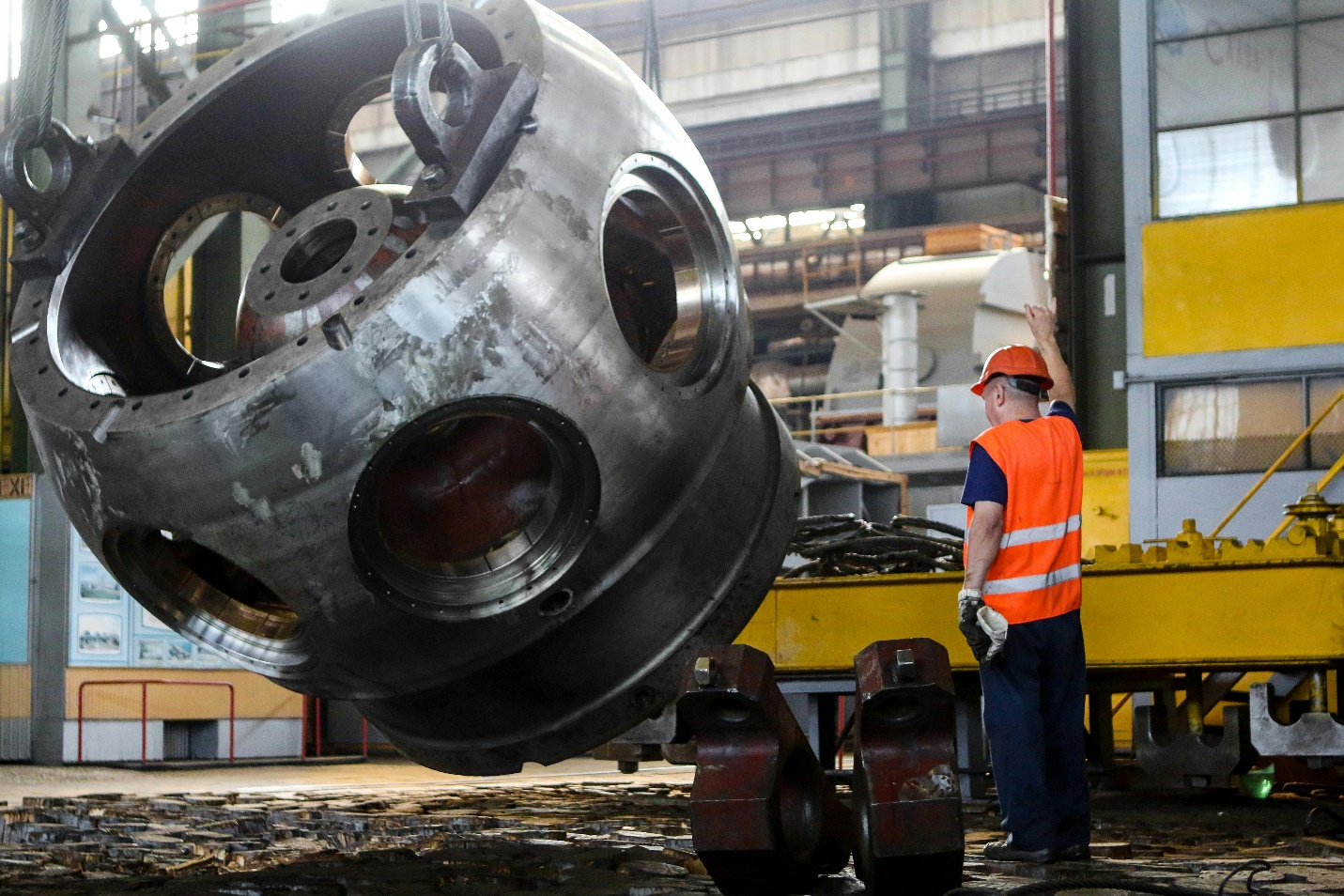 Benefits of Hiring a Professional Industrial Plant Cleaning Service