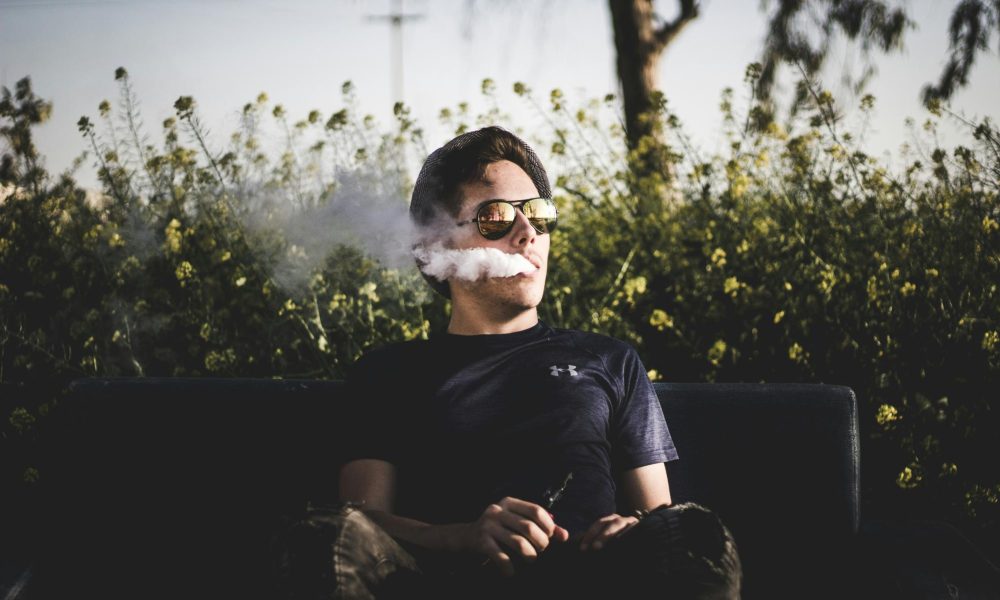 What Does Your Smoking Style Say About You?