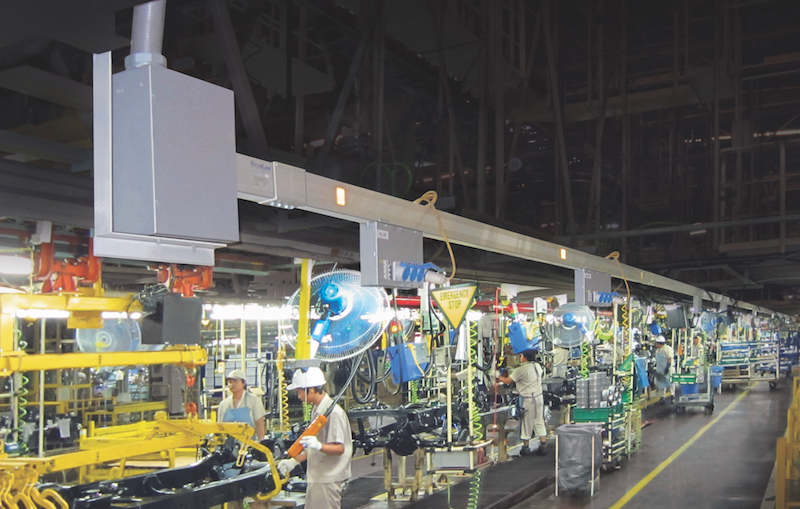 Balancing Form and Function with Busway Industrial Track Lighting