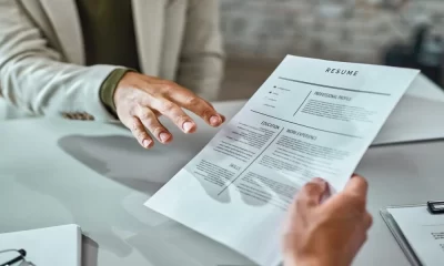 Personalization at Scale: How AI Cover Letter Builders Customize Your Application